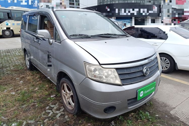 Used Dongfeng Shuaike 2013 Revised Version 1.5L Manual Comfort Trim 7 Seats China IV Standard
