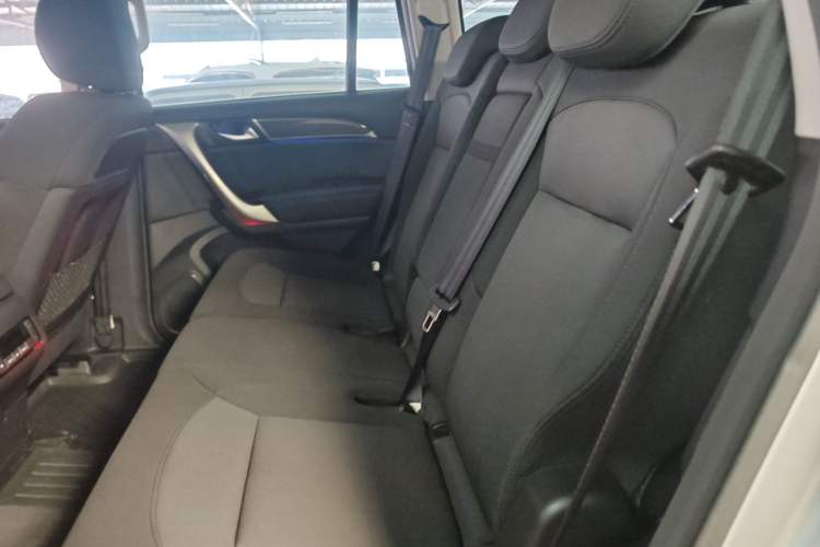 Used Haval H9 2015 2.0T Four-Wheel Drive Standard Model 7 Seats