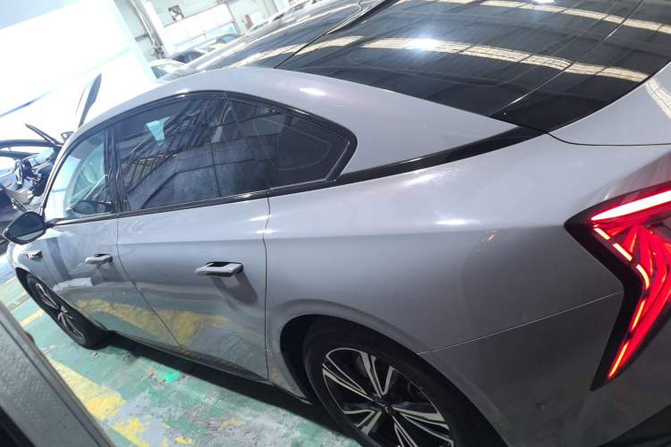 Used Hongqi EH7 2024 690 Pro
