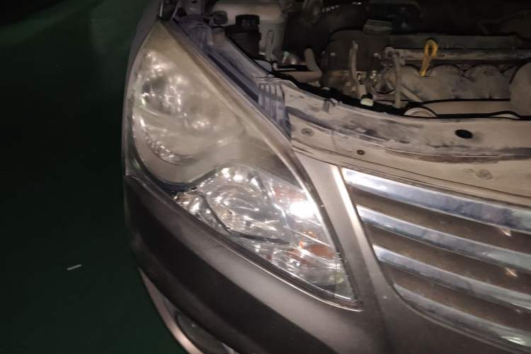 Used Hyundai Celesta 2011 1.6L Manual Luxury Model
