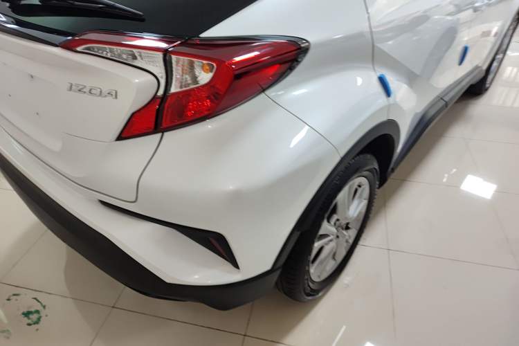Used Toyota IZOA 2021 2.0L Enjoy Edition