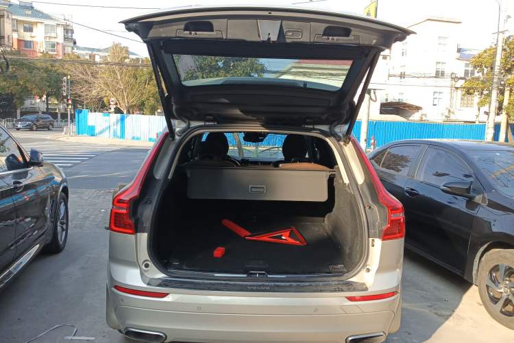 Used Volvo XC60 2019 T5 4x4 Zhiyuan Edition China VI Standard