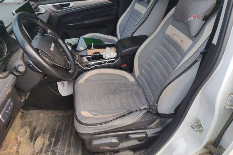 Used Haval M6 2021 PLUS 1.5T DCT Elite Smart Connectivity Model
