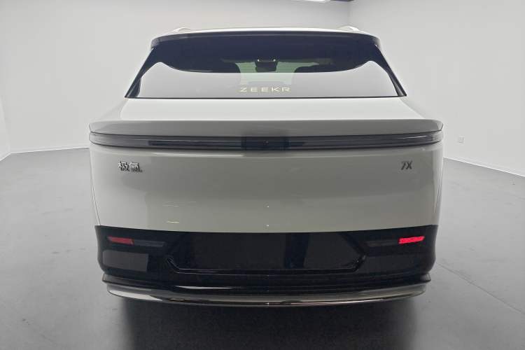 Used Zeekr 7X 2025 75 kWh Rear-Wheel Drive Intelligent Driving Version
