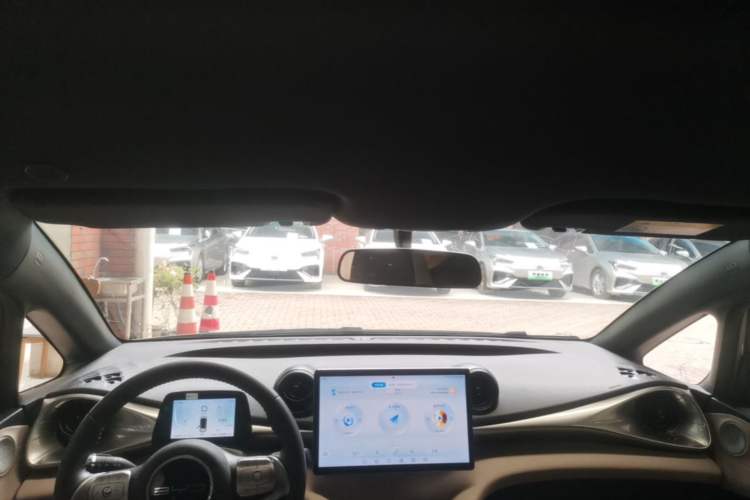 Used BYD Dolphin 2023 420 km Free Version
