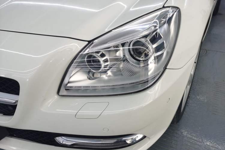Used Mercedes-Benz SLK-Class 2011 SLK 200 Fashion Model
