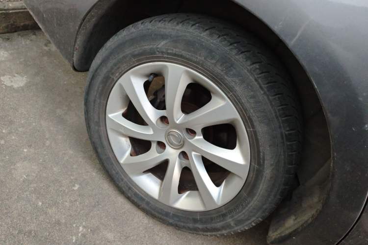 Used Dongfeng Aeolus S30 2013 1.5L Manual Zunya Model
