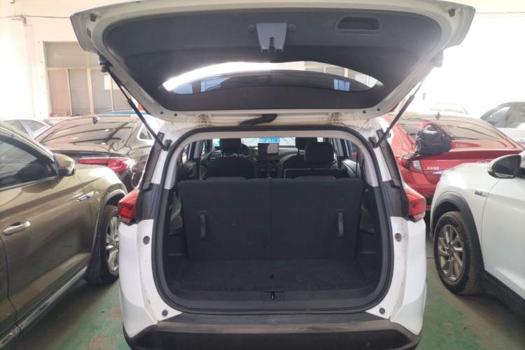 Used Chevrolet Orlando 2019 530T Automatic Luxury Edition (5+2 Seater) – China VI Standard