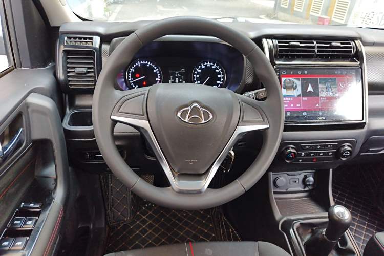 Used CHANGAN OSHAN X70A 2019 1.5L Manual Standard Version China VI