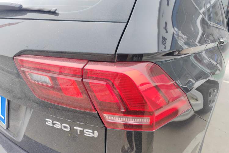 Used Volkswagen Tiguan L 2022 330TSI Automatic Two-Wheel Drive Smart Edition Exterior 3