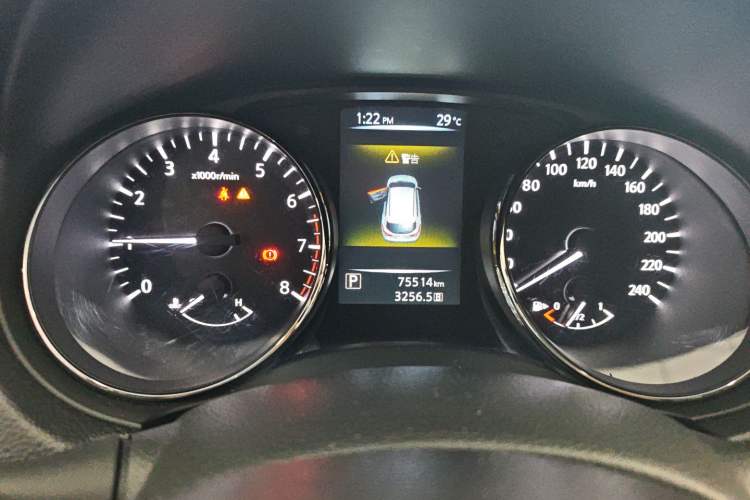 Used Nissan Qashqai 2017 2.0L CVT Smart Enjoyment Version China VI Standard Instrument Cluster