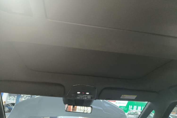 Used Zeekr 009 2024 Six-Seat Executive Version 4WD 108 kWh