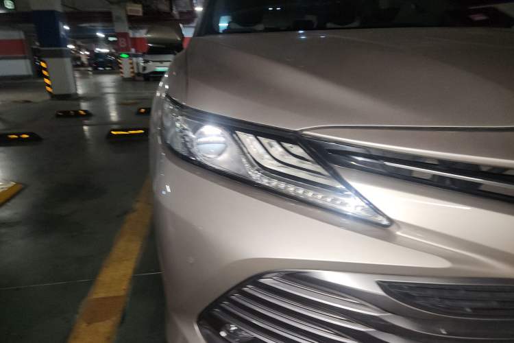 Used Toyota Camry 2019 2.5G Luxury Edition China VI Standard