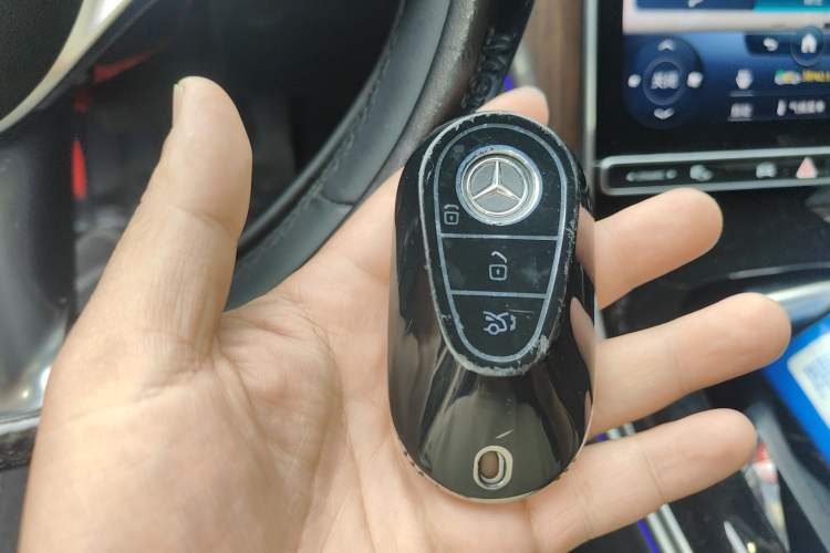 Used Mercedes-Benz C-Class 2022 Facelift C 260 L Vehicle Key