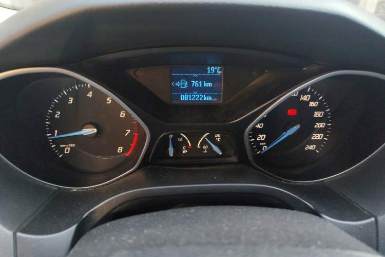 Used Ford Focus 2012 Sedan 1.6L Manual Fashion Edition
