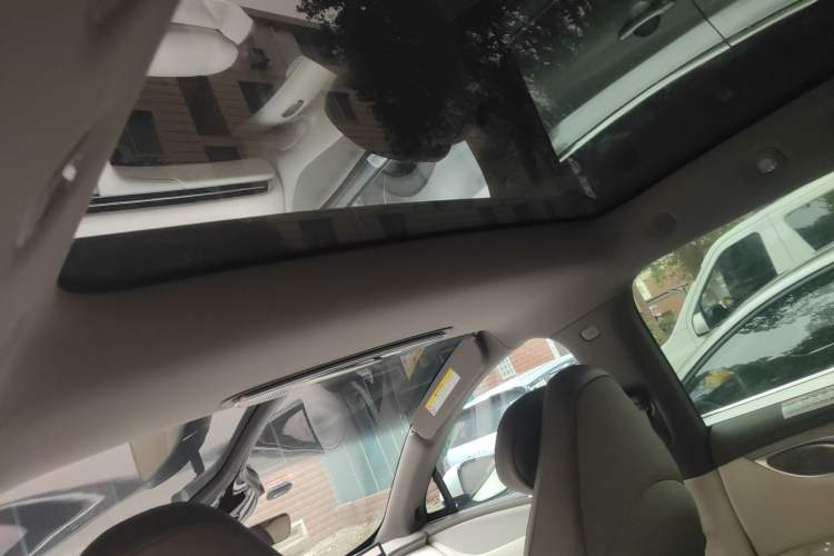 Used IM LS7 2023 100kWh Lux Rear-Drive Version
