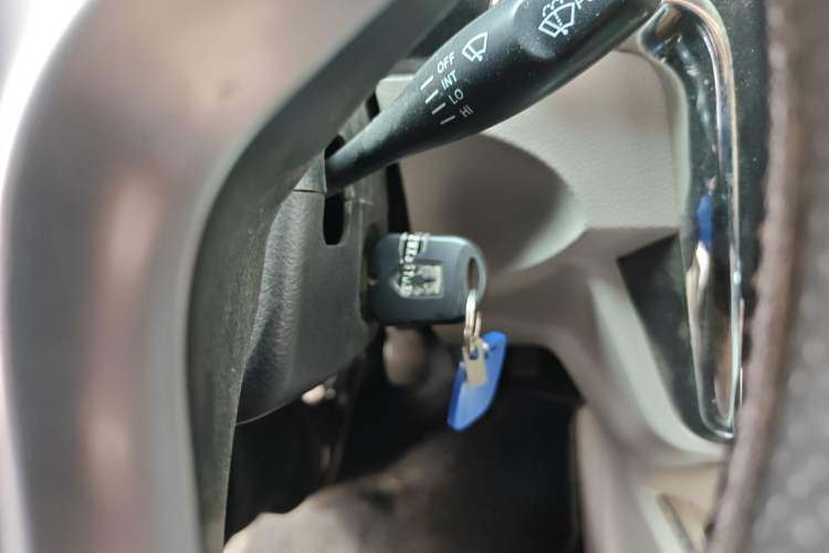 Used Jinbei New Hiace X30L 2021 1.5L Business Van Non-Air-Conditioned Version China VI Standard SWC15M