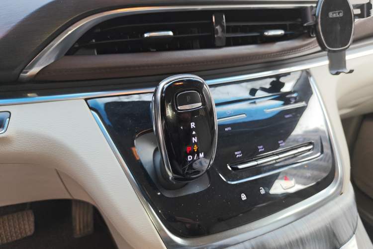 Used Buick GL8 2021 Land Cruiser Executive Class 652T Comfort Model