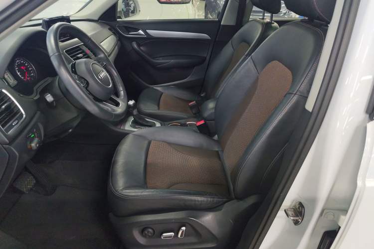 Used Audi Q3 2018 30th Anniversary Edition 35 TFSI Fashion Model
