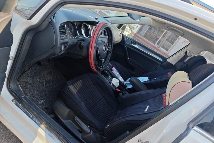 Used Volkswagen Golf 2017 230TSI Automatic Comfort Edition – Celebrating Milestone of One Million Units