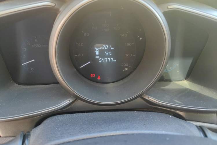 Used CHANGAN OSHAN CX70 2016 1.6L Manual Luxury Model
