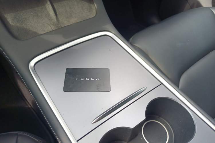 Used Tesla Model Y 2024 Rear-Wheel-Drive Version