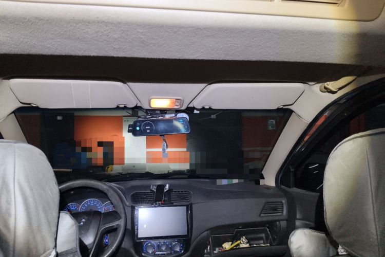 Used Wuling Hongguang 2015 1.5L S Basic Version China V Standard
