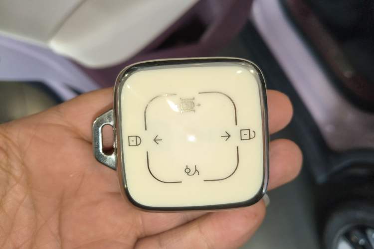 Used Zeekr X 2025 Four-Seater Rear-Drive Cube Version
