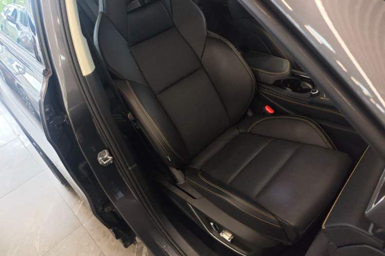 Used Lynk & Co 01 2024 2.0TD Two-Wheel Drive Global Pro
