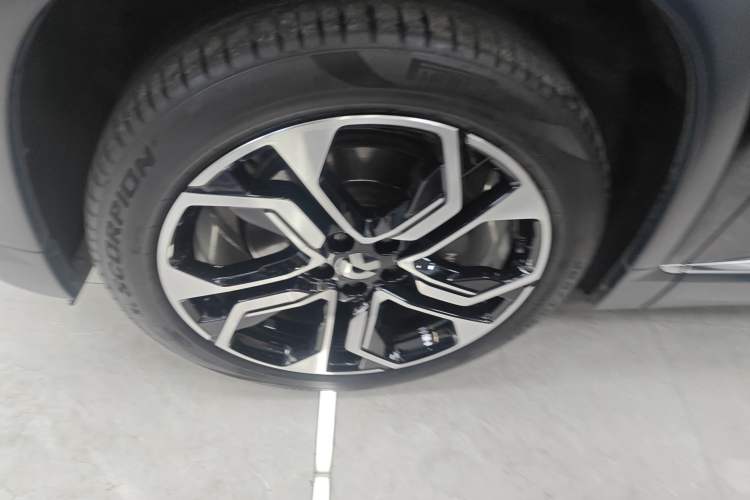 Used Nio ES8 2020 415 KM Signature Edition 7-Seater Version