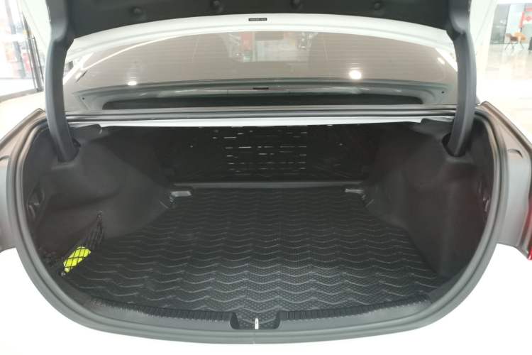 Used Mercedes-Benz C-Class 2023 C 260 L Bright Night Sports Edition
