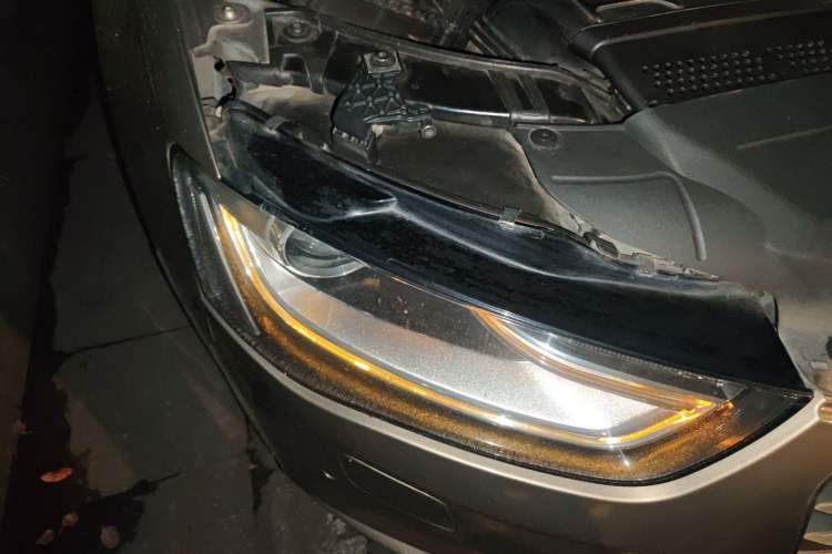 Used Audi A4L 2013 35 TFSI Automatic Technology Edition Right Front Headlight