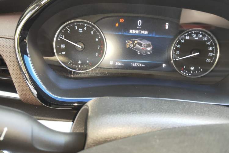 Used Buick GL8 2021 Land Cruiser Executive Class 652T Comfort Model
