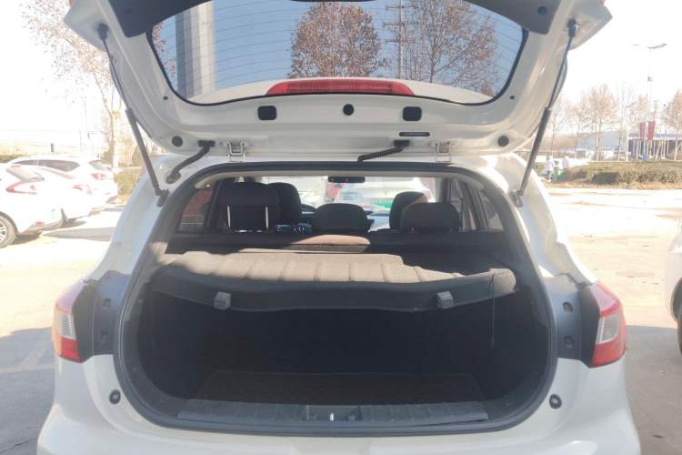 Used JAC Refine S2 2015 1.5L Manual Luxury Model