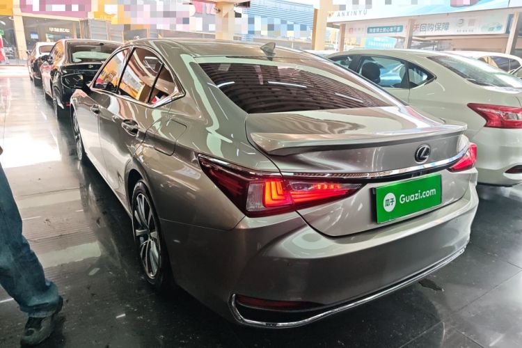 Used Lexus ES 2018 200 Excellence Edition China V Standard
