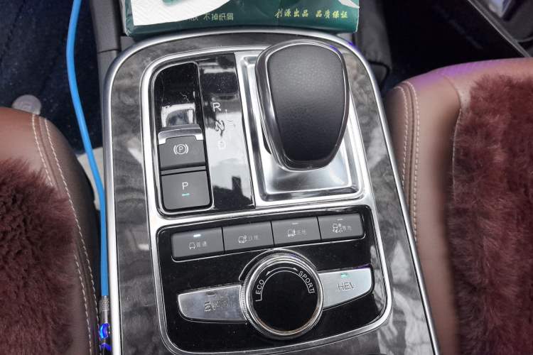 Used BYD Tang New Energy 2015 2.0T Four-Wheel-Drive Flagship Model Gear Lever