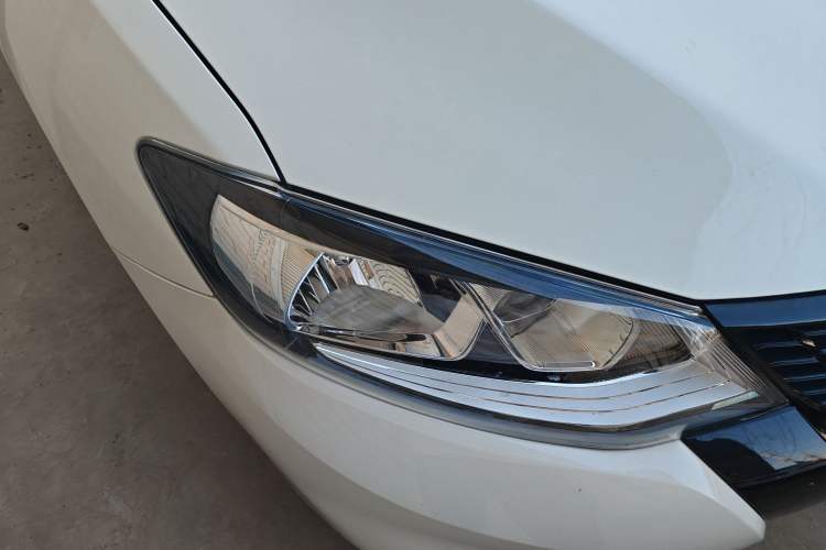 Used Nissan Tiida 2023 1.6L CVT Cool Dynamic Edition Right Front Headlight