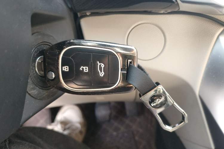 Used SAIC MAXUS G50 2023 1.5T Manual Comfort A Vehicle Key