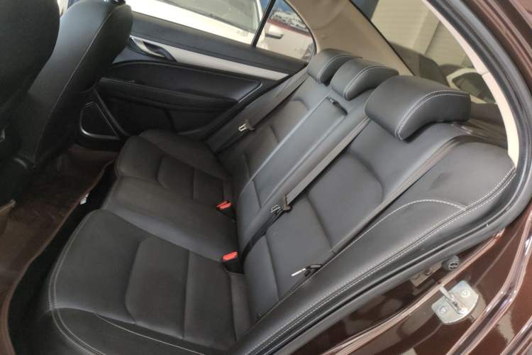 Used Geely Auto Emgrand 2018 1.5L Manual Upward Connect Edition
