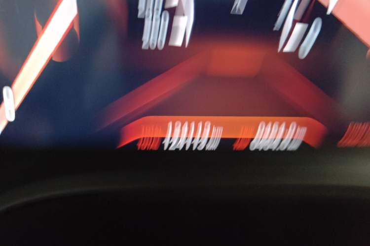 Used BMW 5 Series 2019 Facelifted 530i M Sport Package Odometer Close Up