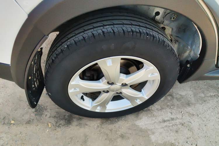 Used Haval H1 2017 Red-Label 1.5L AMT Comfort Model