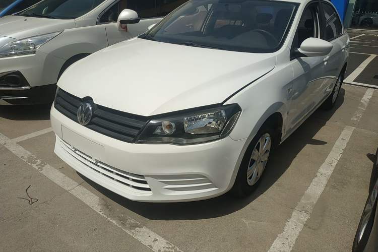 Used Volkswagen Jetta 2013 1.4L Manual Fashion Model