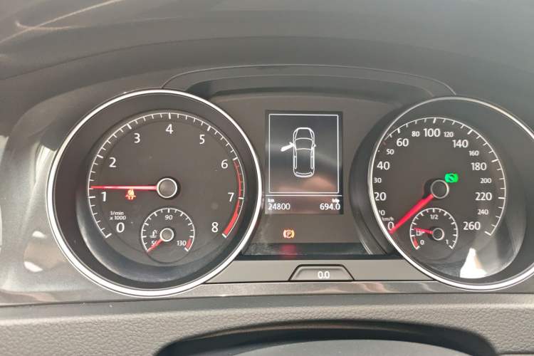 Used Volkswagen Golf 2020 Zhiai Edition 280TSI DSG Comfort Model Instrument Cluster