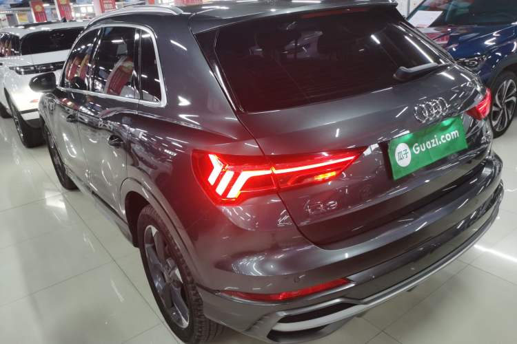 Used Audi Q3 2019 40 TFSI Fashion Dynamic Model