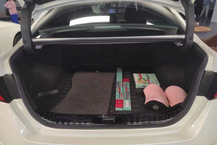 Used Nissan Teana 2021 2.0L XL Upper AD1 Smart Drive & Navigation Edition
