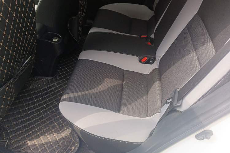 Used Toyota YARiS L Zhi Xuan 2022 X-Trail 1.5L CVT Leading PLUS Edition
