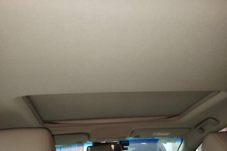 Used Buick GL8 2018 28T Luxury Model China VI Standard