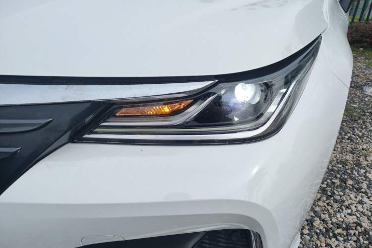 Used Toyota Allion 2022 2.0L Elite Edition Left Front Headlight