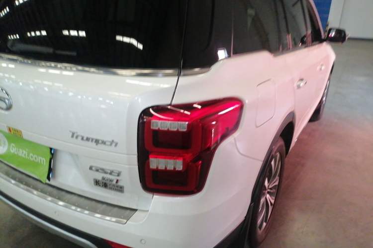 Used GAC Trumpchi GS8 2017 320T Two-Wheel Drive Luxury Smart Connectivity Version (7 Seats)