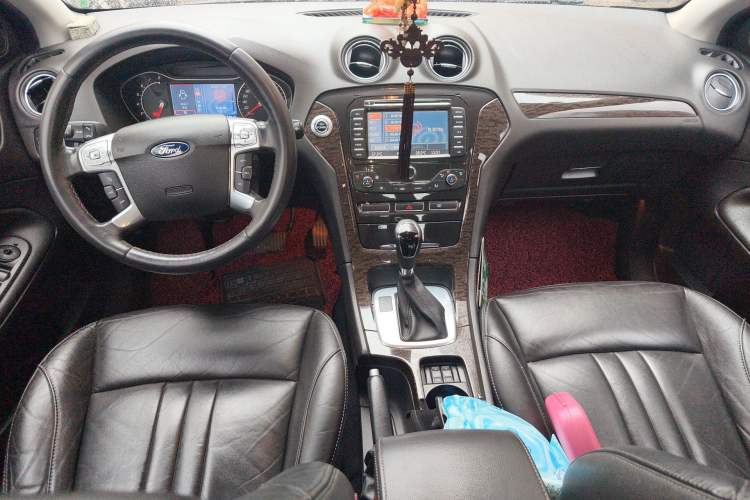 Used Ford Mondeo 2011 2.3L Luxury Model